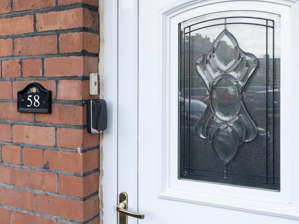 Pass The Keys 58 Lw Ave Stunning 2Br Terrace Top Location Lots Nearby Belfast Exterior photo